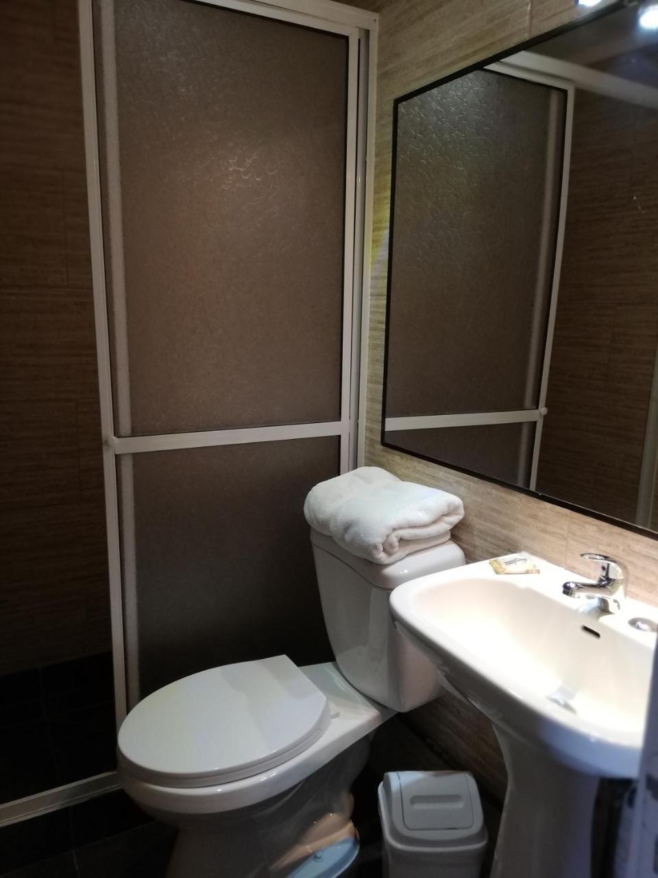 Hotel Bilbao Осорно Екстер'єр фото